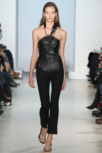 Look 8